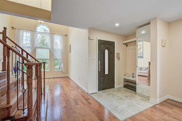 49 Steppingstone Tr, House detached with 3 bedrooms, 4 bathrooms and 4 parking in Toronto ON | Image 23