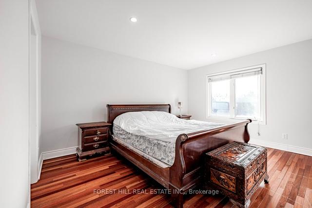 135 Holmes Ave, House detached with 4 bedrooms, 5 bathrooms and 6 parking in Toronto ON | Image 11