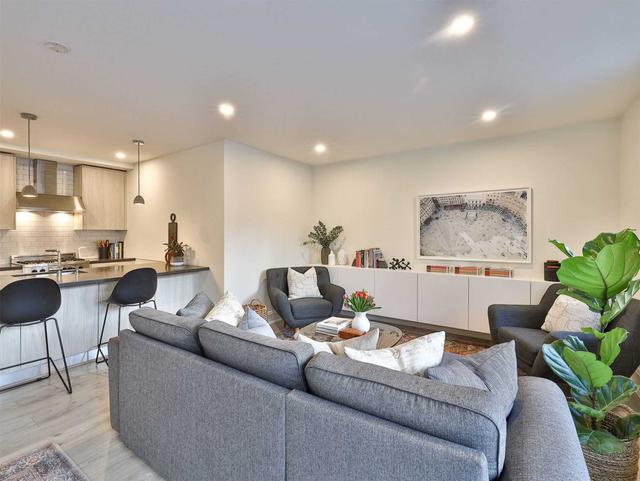 1b - 1657 Bathurst St, Condo with 2 bedrooms, 1 bathrooms and 1 parking in Toronto ON | Image 9