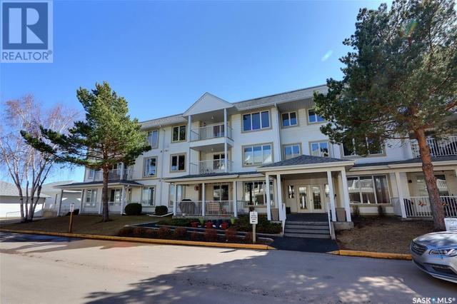 312 - 305 34th Street W, Condo with 2 bedrooms, 2 bathrooms and null parking in Prince Albert SK | Image 1