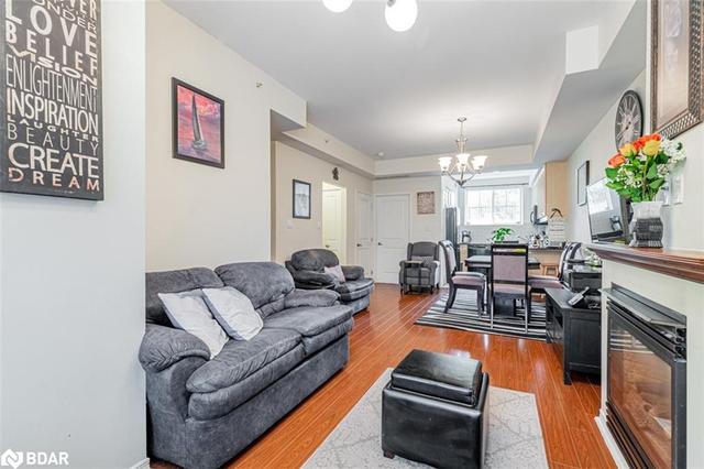 107 - 1785 Eglinton Avenue, House attached with 2 bedrooms, 2 bathrooms and 1 parking in Toronto ON | Image 8