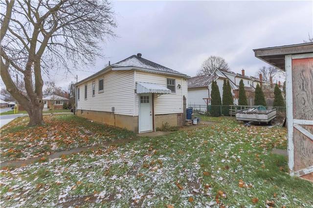 309 Nelson Street, House detached with 1 bedrooms, 1 bathrooms and 1 parking in Brantford ON | Image 6
