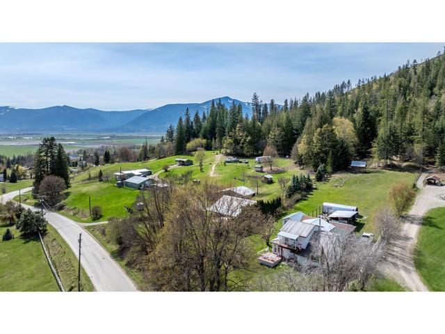 5469 Cory Road, House detached with 1 bedrooms, 2 bathrooms and null parking in Central Kootenay A BC | Image 53