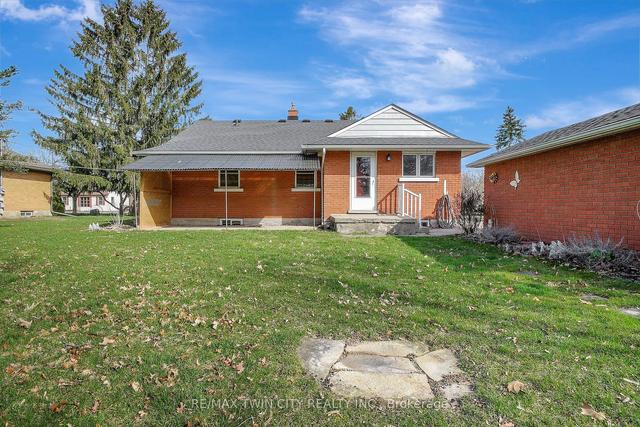107 Bechtel Ave, House detached with 3 bedrooms, 1 bathrooms and 4 parking in Wilmot ON | Image 29