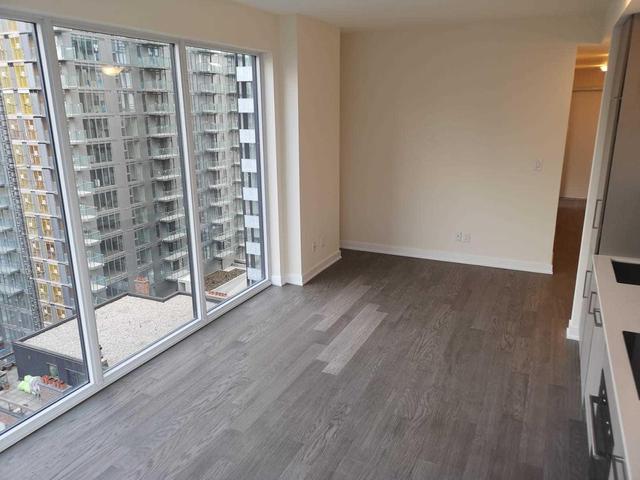 1205 - 17 Dundonald St, Condo with 1 bedrooms, 1 bathrooms and null parking in Toronto ON | Image 4