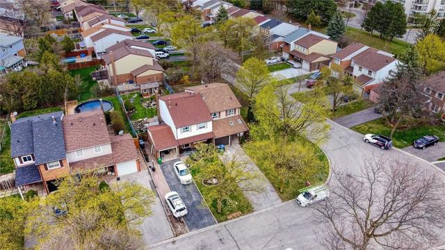 47 Longbourne Cres, House semidetached with 3 bedrooms, 3 bathrooms and 5 parking in Brampton ON | Image 32