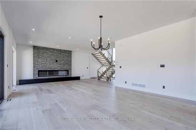 3448 Silverleaf Chse, House detached with 4 bedrooms, 5 bathrooms and 7 parking in London ON | Image 7
