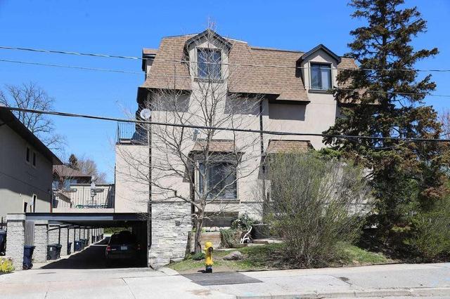 440 Empress Ave, House attached with 4 bedrooms, 5 bathrooms and 3 parking in Toronto ON | Image 2