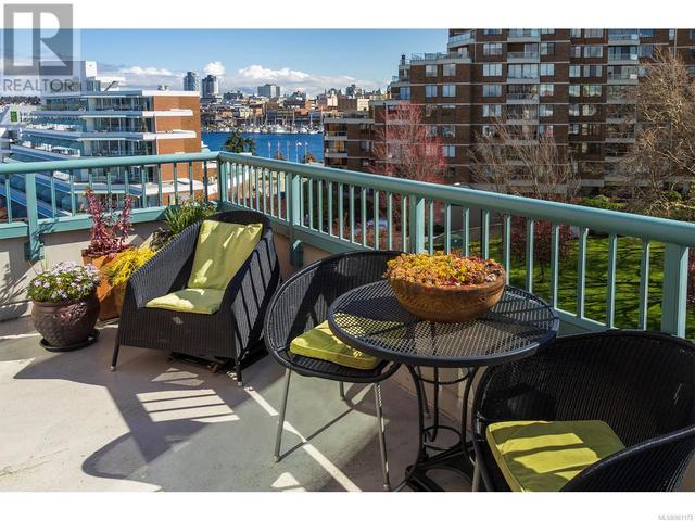 803 - 636 Montreal St, Condo with 2 bedrooms, 2 bathrooms and 2 parking in Victoria BC | Image 17