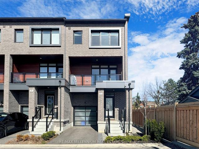 45 Shatner Turnabout, House attached with 3 bedrooms, 3 bathrooms and 2 parking in Vaughan ON | Image 1