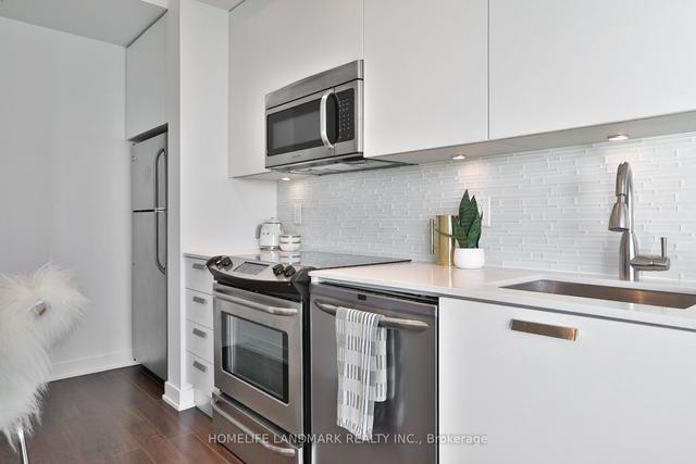 1007 - 1815 Yonge St, Condo with 1 bedrooms, 1 bathrooms and 1 parking in Toronto ON | Image 3