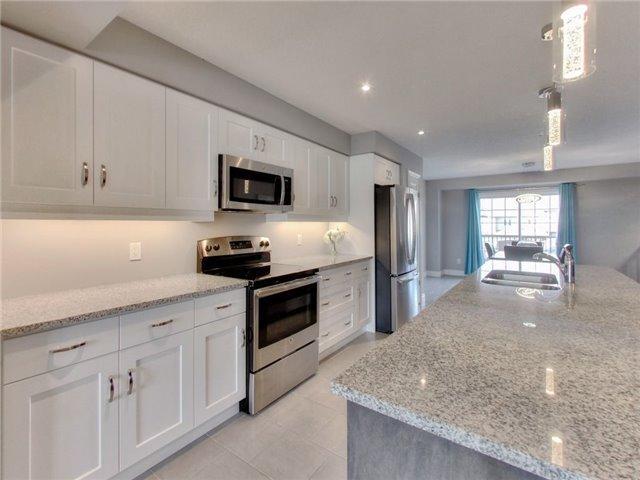 25 Jeffrey Dr, House attached with 3 bedrooms, 3 bathrooms and 1 parking in Guelph ON | Image 5