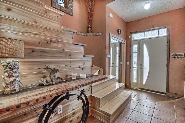 5694 Passion Flower Blvd, House detached with 3 bedrooms, 3 bathrooms and 3 parking in Mississauga ON | Image 3
