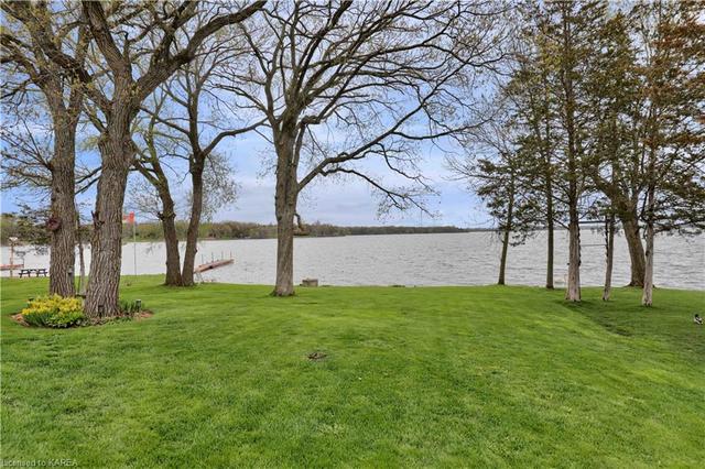 35 Sunrise Court, House detached with 3 bedrooms, 3 bathrooms and 8 parking in Prince Edward County ON | Image 34