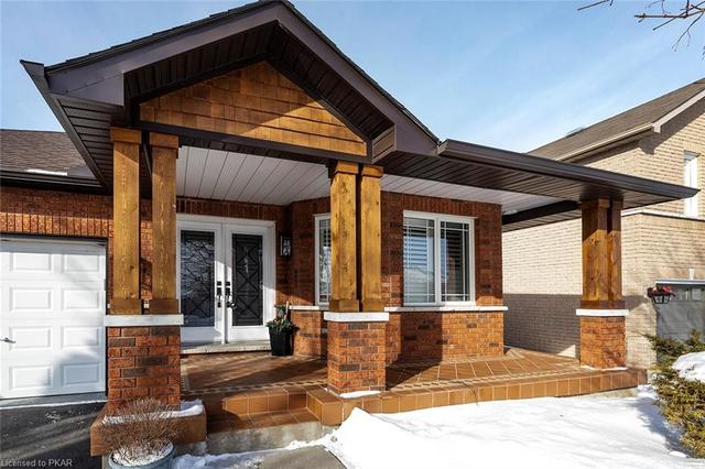 1365 White Crescent, House detached with 5 bedrooms, 3 bathrooms and null parking in Peterborough ON | Image 12