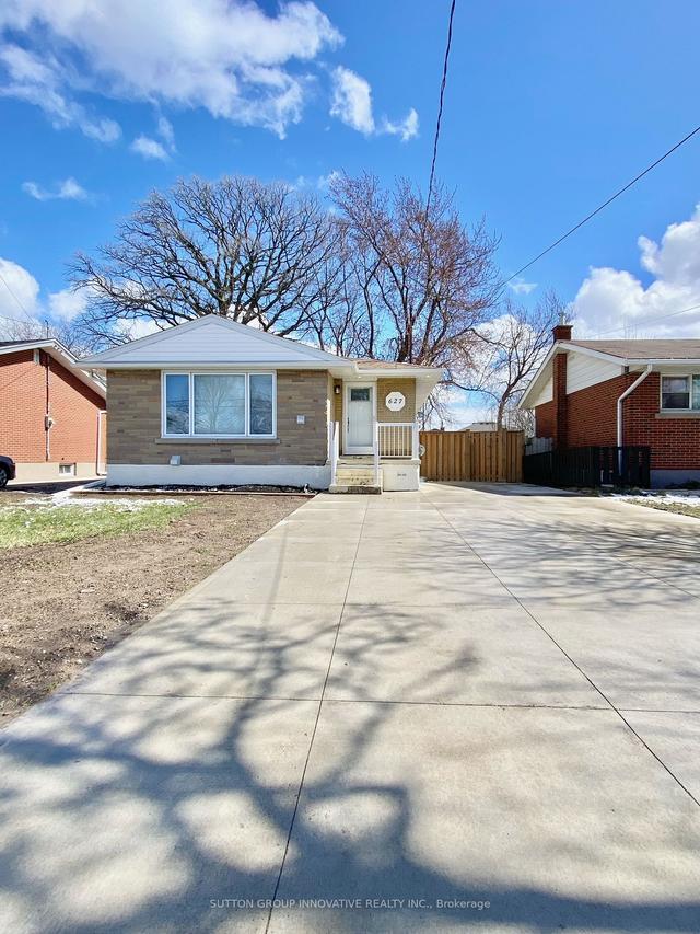 627 Upper Ottawa St, House detached with 2 bedrooms, 2 bathrooms and 5 parking in Hamilton ON | Image 23
