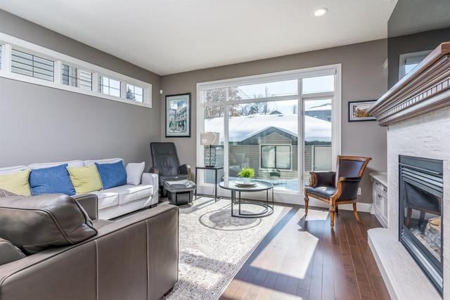2035 47 Avenue Sw, House detached with 4 bedrooms, 3 bathrooms and 2 parking in Calgary AB | Image 17