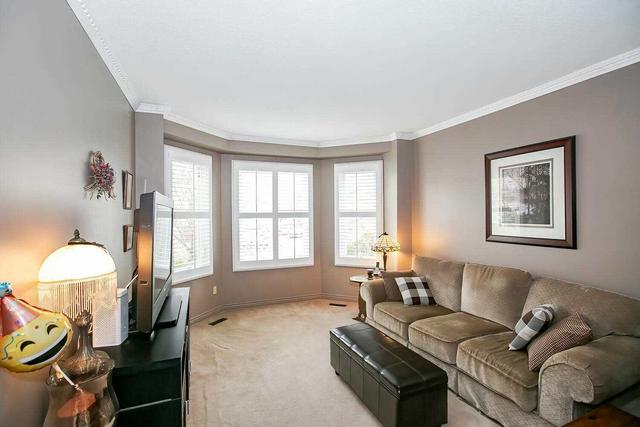 63 Leeward Dr, House detached with 4 bedrooms, 3 bathrooms and 6 parking in Brampton ON | Image 5