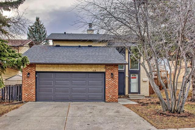 115 Berkshire Place Nw, Calgary, AB, T3K1Z7 | Card Image