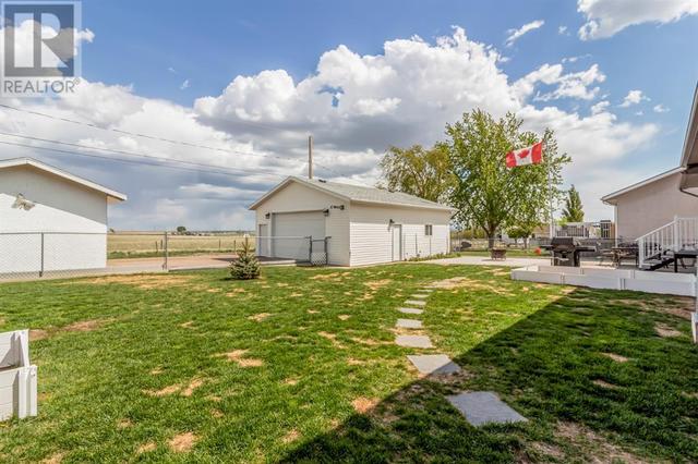 108 Cartwright Avenue, House detached with 6 bedrooms, 3 bathrooms and 2 parking in Cypress County AB | Image 45