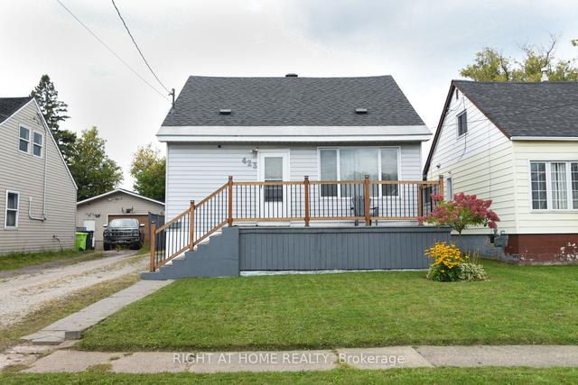 423 First Ave, House detached with 3 bedrooms, 2 bathrooms and 4 parking in Sault Ste. Marie ON | Image 12