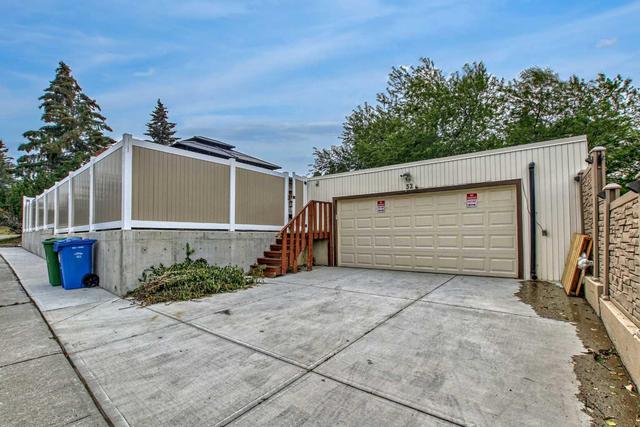 32 Hunterquay Place Nw, House detached with 3 bedrooms, 3 bathrooms and 4 parking in Calgary AB | Image 47