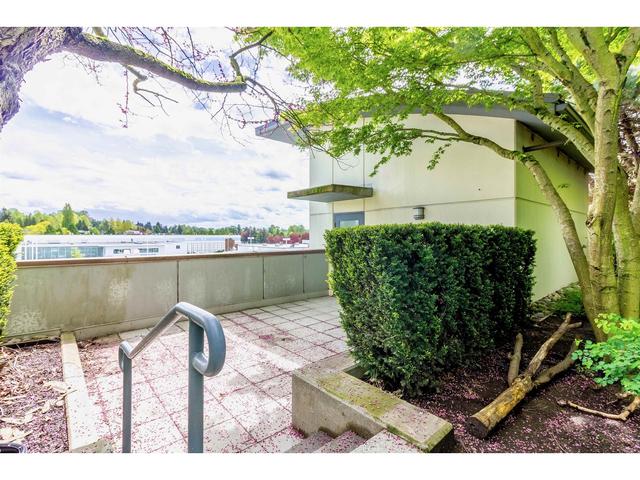 307 - 2225 Holdom Avenue, House attached with 2 bedrooms, 1 bathrooms and null parking in Burnaby BC | Image 20
