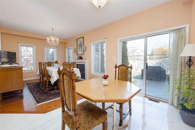 5239 Oscar Peterson Blvd, House detached with 4 bedrooms, 4 bathrooms and 7 parking in Mississauga ON | Image 4