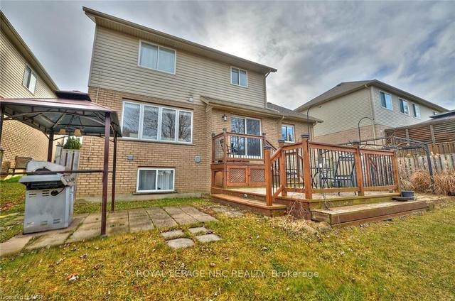 28 Fosh Crt, House detached with 3 bedrooms, 4 bathrooms and 4 parking in St. Catharines ON | Image 28