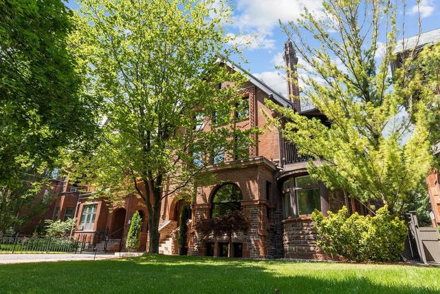 18 Elm Ave, House detached with 7 bedrooms, 5 bathrooms and 5 parking in Toronto ON | Image 12