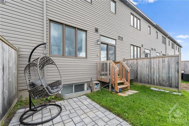683 Decoeur Drive, Townhouse with 3 bedrooms, 3 bathrooms and 3 parking in Ottawa ON | Image 29