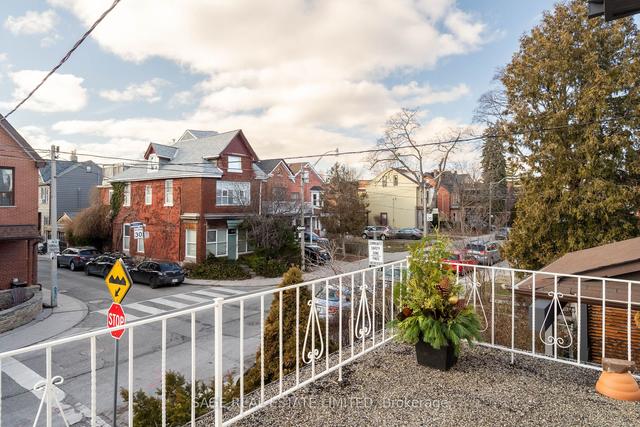 179 Clinton St, House semidetached with 3 bedrooms, 3 bathrooms and 2 parking in Toronto ON | Image 17