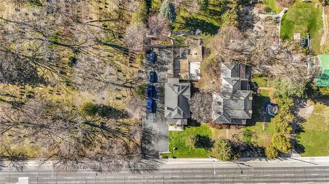 2846 King Street E, House detached with 6 bedrooms, 2 bathrooms and 20 parking in Hamilton ON | Image 36