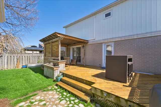 24 Jason Sq, House detached with 3 bedrooms, 2 bathrooms and 4 parking in Brampton ON | Image 25