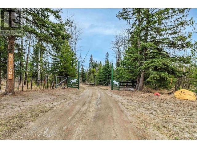 6411 Little Fort Hwy 24, House detached with 4 bedrooms, 2 bathrooms and null parking in Cariboo L BC | Image 40