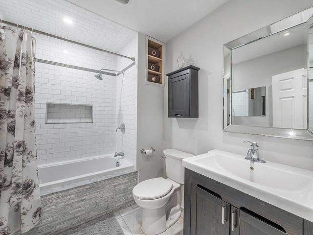 19 Malvern Ave, House semidetached with 3 bedrooms, 2 bathrooms and 0 parking in Toronto ON | Image 15