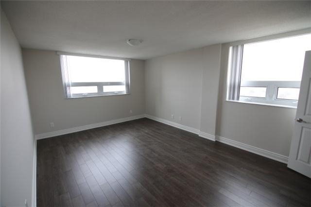 1002 - 95 La Rose Ave, Condo with 2 bedrooms, 2 bathrooms and 1 parking in Toronto ON | Image 11