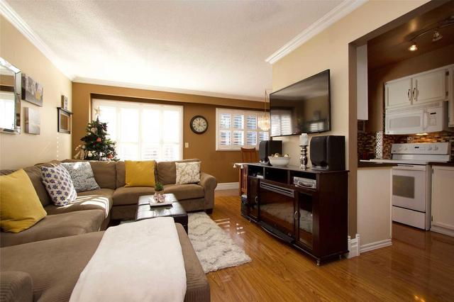 101 - 921 Burns St W, Townhouse with 3 bedrooms, 2 bathrooms and 1 parking in Whitby ON | Image 4