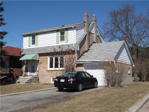 48 Clark Ave, House detached with 3 bedrooms, 2 bathrooms and 2 parking in Markham ON | Image 1