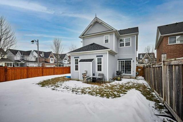 91 Beaumaris Cres, House detached with 4 bedrooms, 3 bathrooms and 4 parking in Whitby ON | Image 19