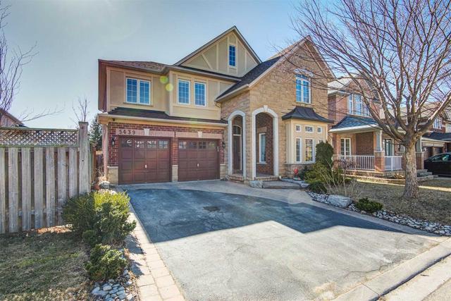 5439 Valleyhigh Dr, House detached with 4 bedrooms, 4 bathrooms and 4 parking in Burlington ON | Image 12