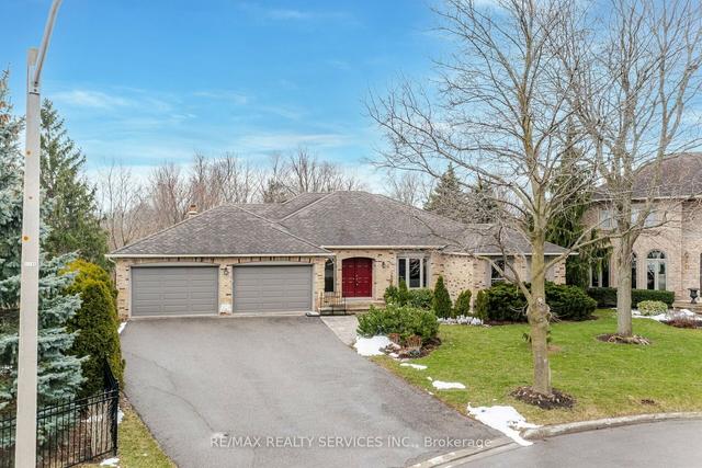 12 Mohan Crt, House detached with 3 bedrooms, 3 bathrooms and 9 parking in Brampton ON | Image 1