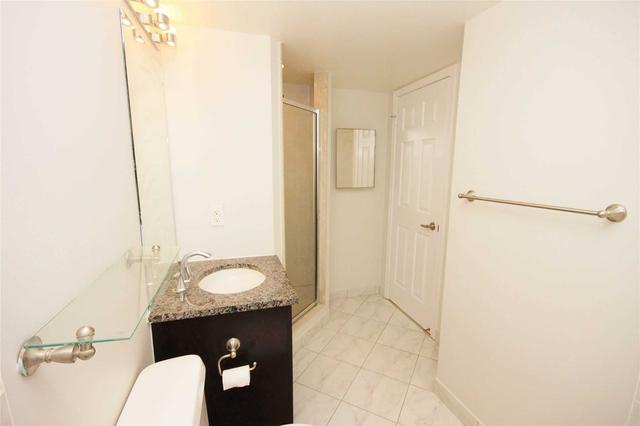 706 - 335 Rathburn Rd, Condo with 2 bedrooms, 2 bathrooms and 1 parking in Mississauga ON | Image 8