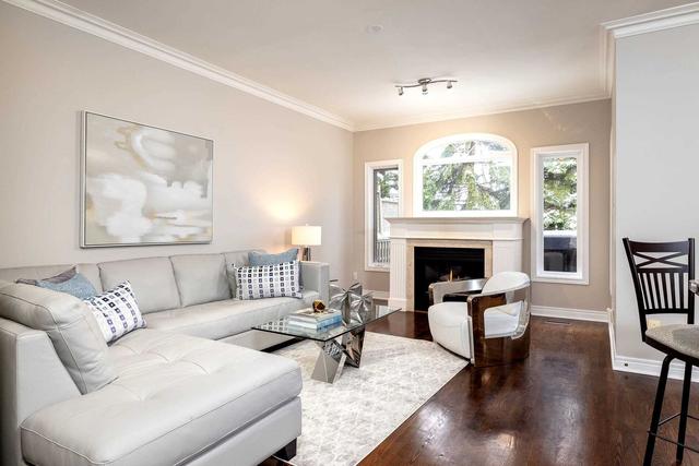 16 - 197 La Rose Ave, Townhouse with 3 bedrooms, 3 bathrooms and 2 parking in Toronto ON | Image 2