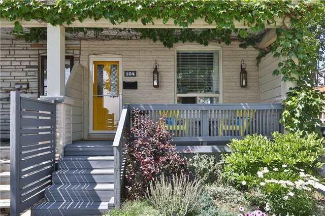104 Oakvale Ave, House semidetached with 3 bedrooms, 2 bathrooms and null parking in Toronto ON | Image 2