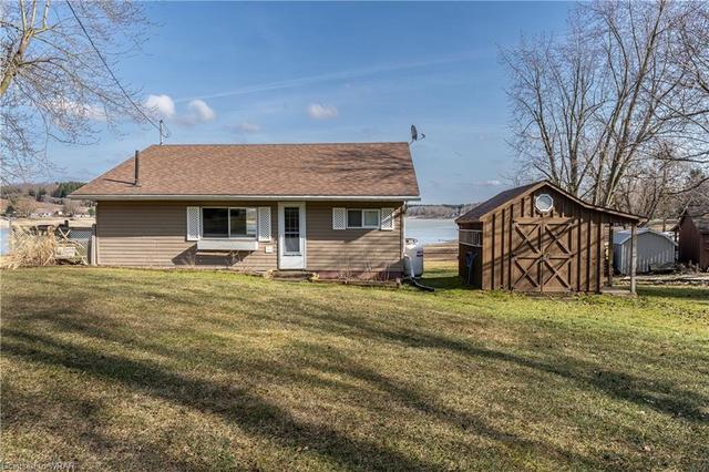 894 Road 9 W, House detached with 3 bedrooms, 1 bathrooms and 11 parking in Mapleton ON | Image 23
