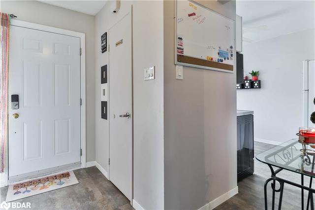 11 - 527 Woodlawn Road E, House attached with 3 bedrooms, 1 bathrooms and 1 parking in Guelph ON | Image 10