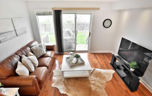 57 - 1050 Bristol Rd W, Townhouse with 2 bedrooms, 2 bathrooms and 2 parking in Mississauga ON | Image 2
