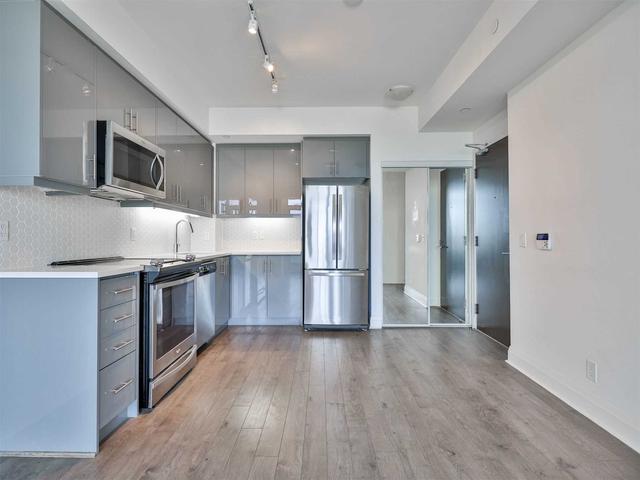 1610 - 15 Zorra St, Condo with 1 bedrooms, 1 bathrooms and 1 parking in Toronto ON | Image 9