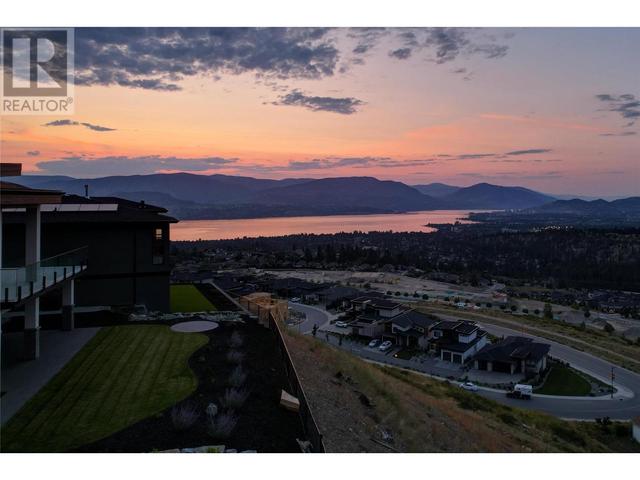 1054 Emslie Street, House detached with 3 bedrooms, 2 bathrooms and 4 parking in Kelowna BC | Image 95